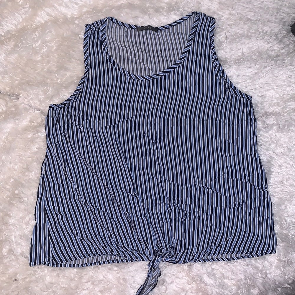 Gyft Top Sz Small T10